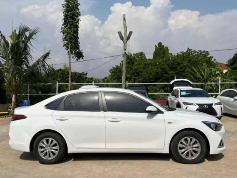 Hyundai Accent   - 2019