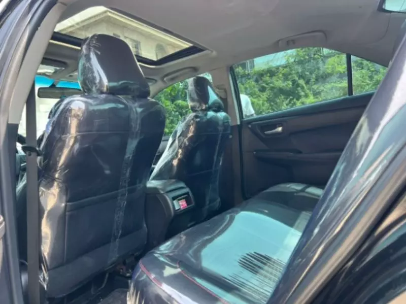 Toyota Camry - 2015