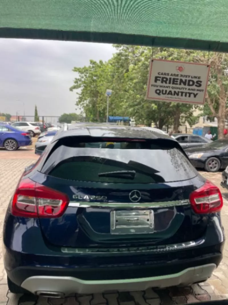 Mercedes-Benz GLA-Class   - 2018