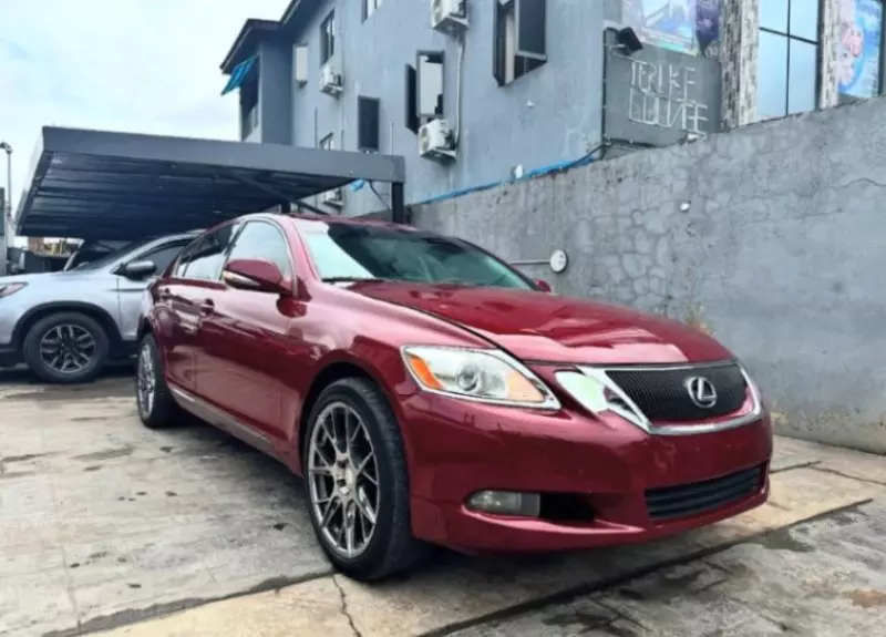 Lexus GS 350   - 2010