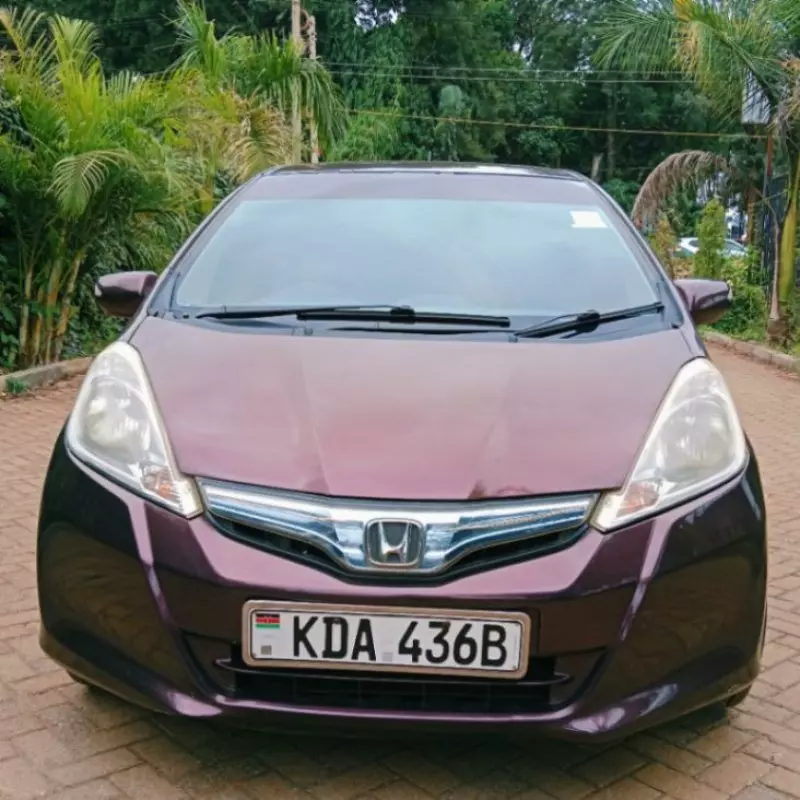 Honda Fit   - 2013