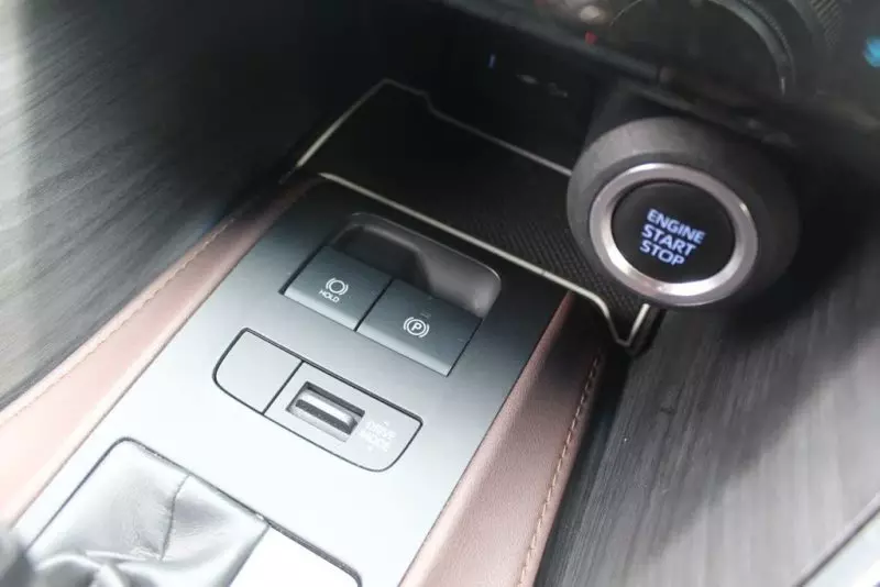 TOYOTA Harrier   - 2020