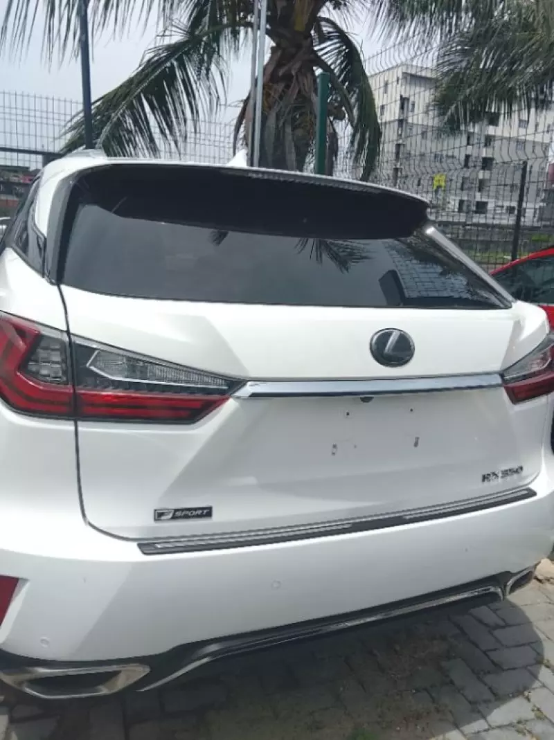 Lexus RX   - 2016