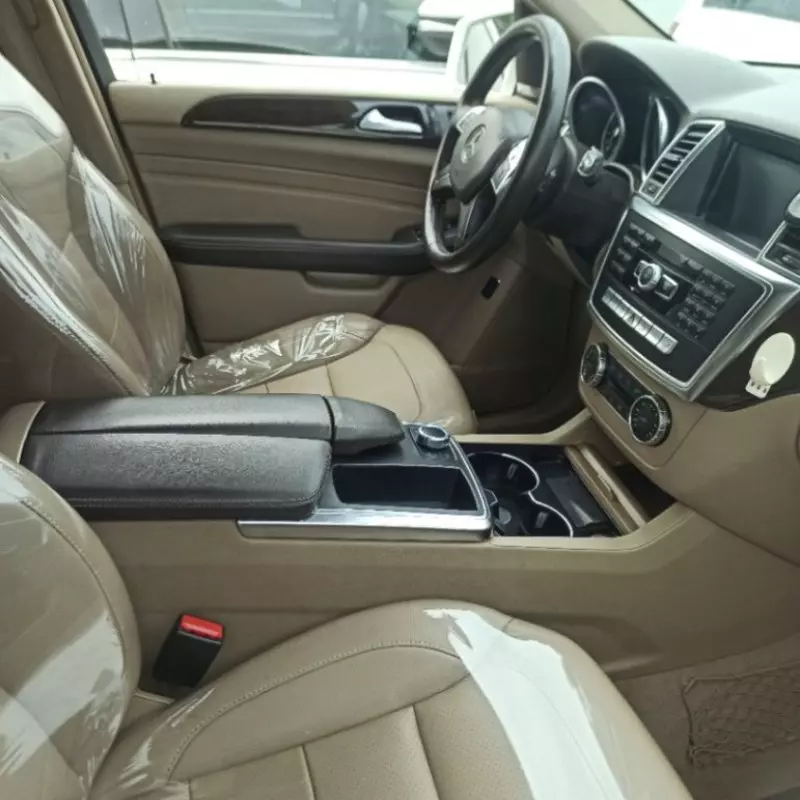 Mercedes-Benz ML-Class   - 2014