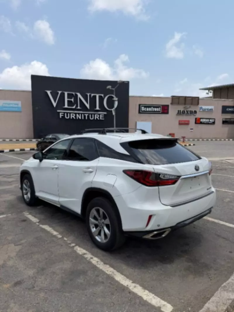 Lexus RX   - 2018