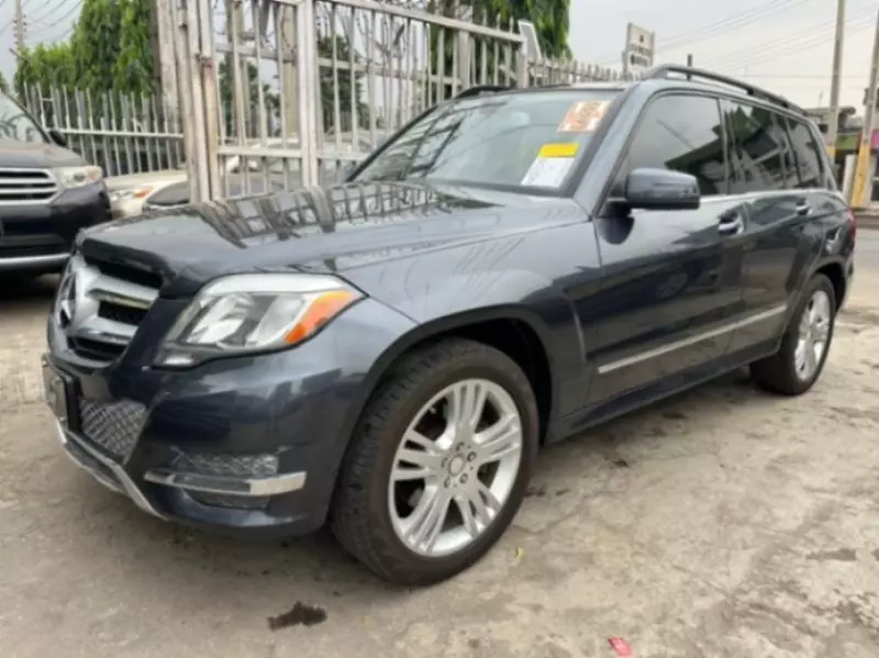 Mercedes-Benz Glk-class   - 2015
