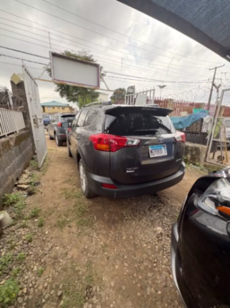 TOYOTA RAV4 - 2013