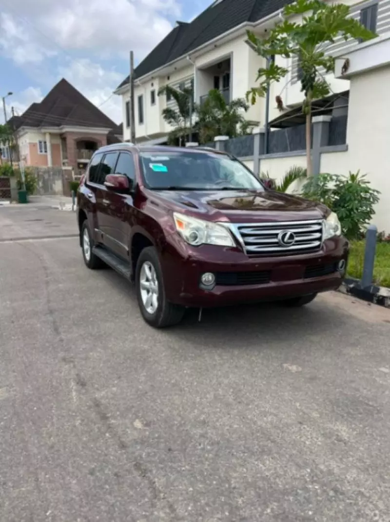 Lexus GX 460   - 2012