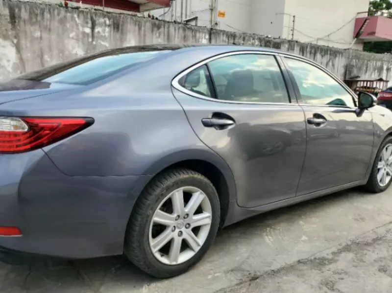Lexus ES 350   - 2013