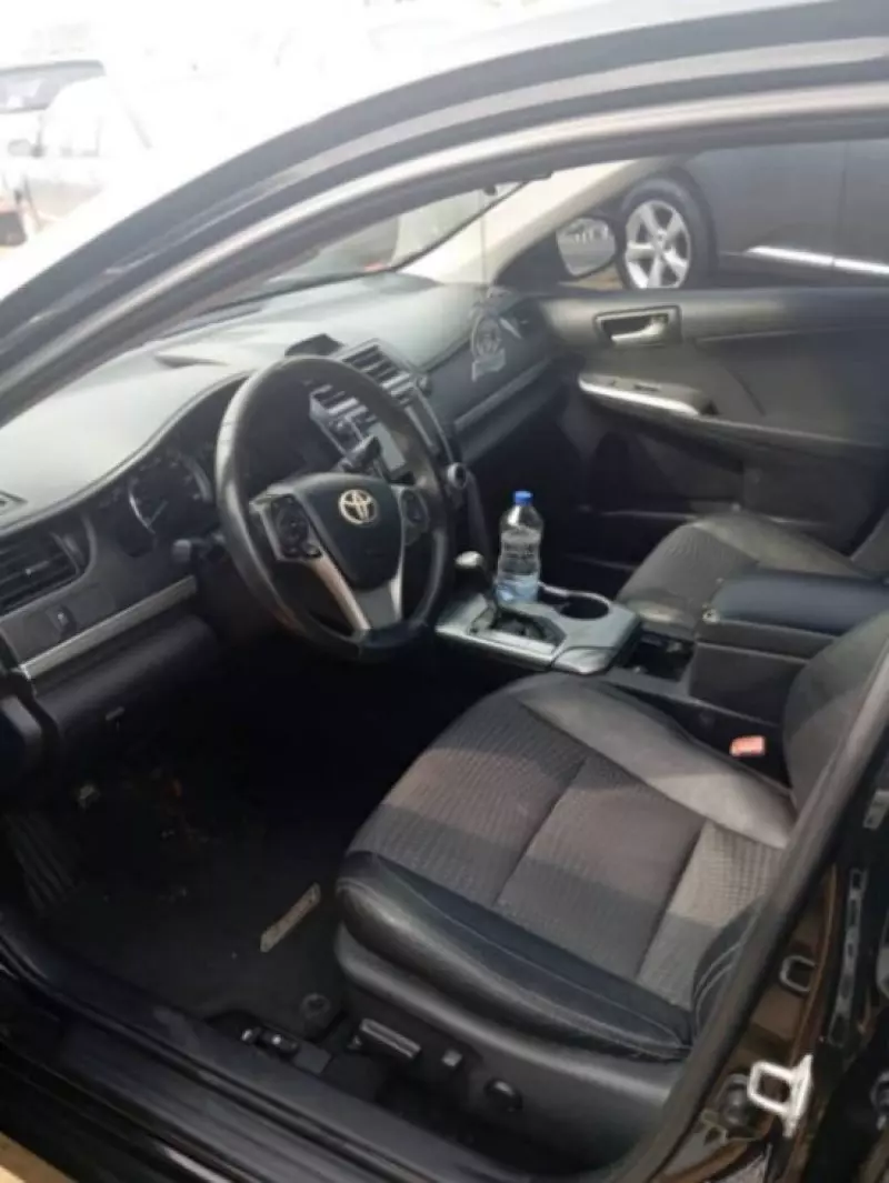 Toyota Camry   - 2013