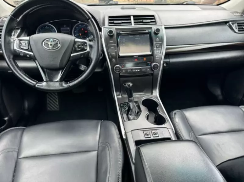 TOYOTA Camry   - 2017