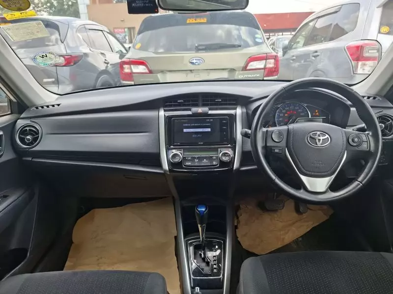 Toyota Fielder hybrid    - 2017