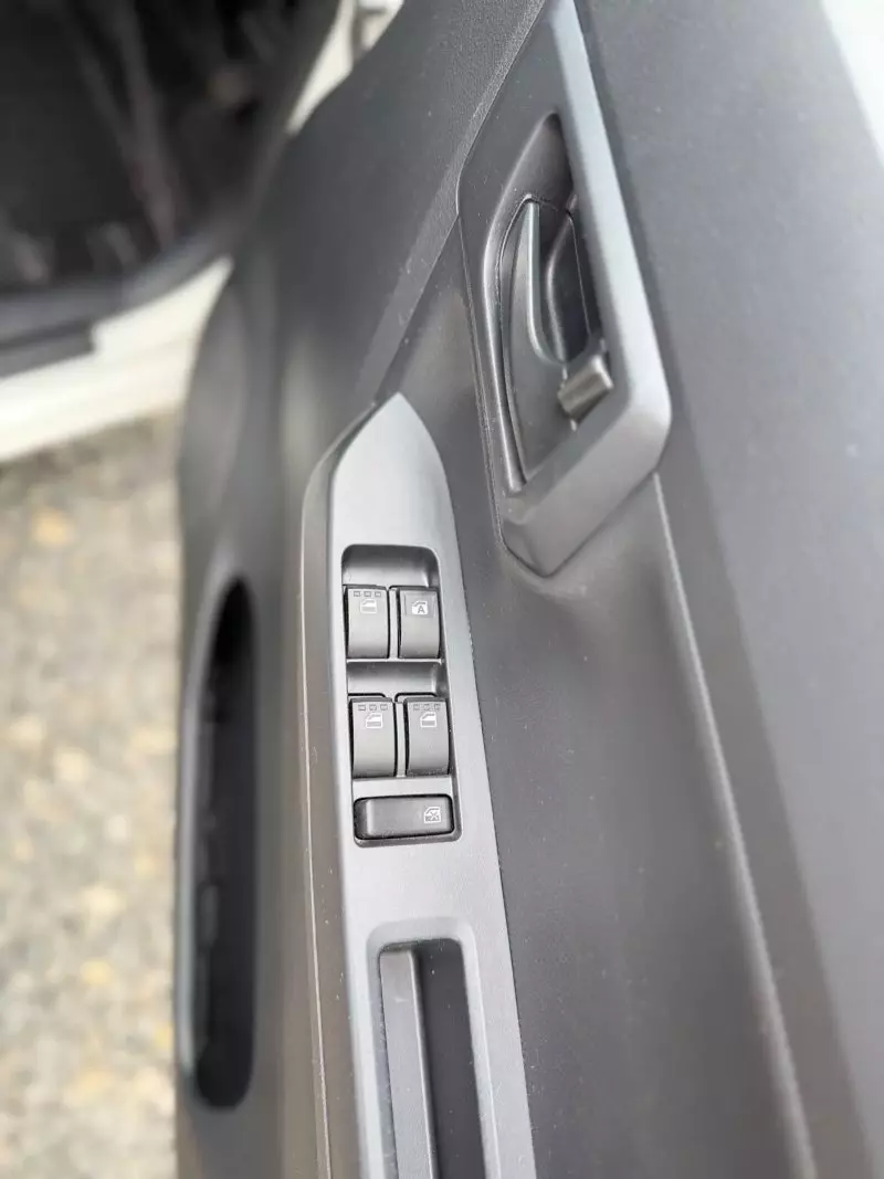 Daihatsu Mira    - 2019