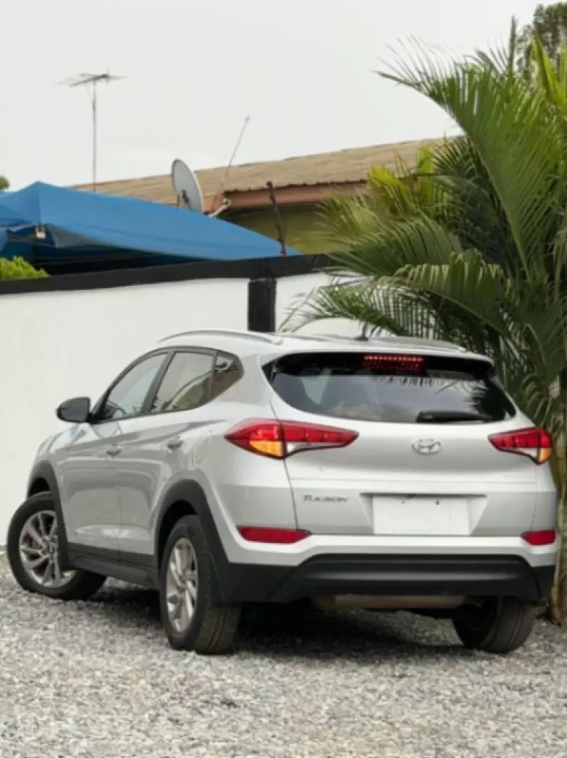 Hyundai Tucson   - 2017