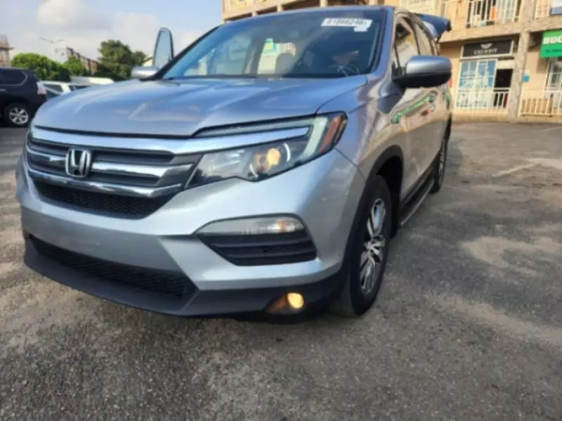 Honda Pilot   - 2017