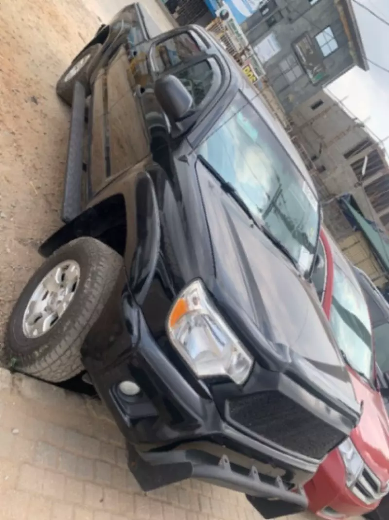 Toyota Tacoma   - 2013