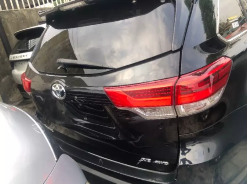 TOYOTA Highlander   - 2018