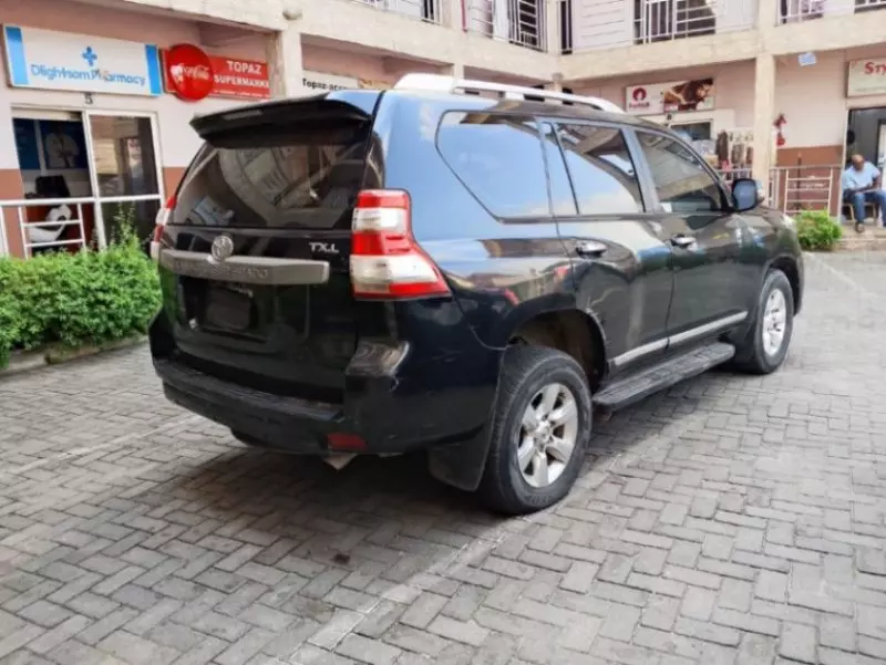 Toyota Land Cruiser   - 2014