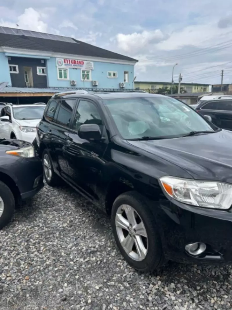 Toyota Highlander   - 2008