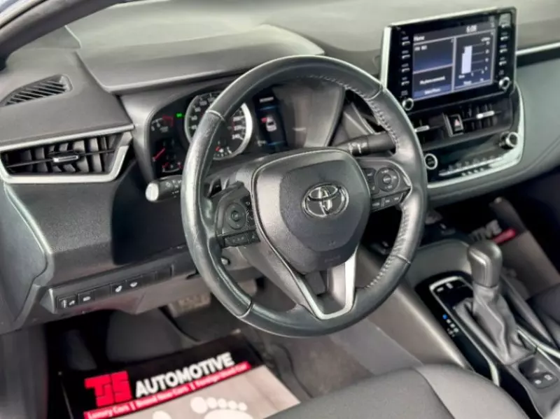 TOYOTA Corolla - 2019
