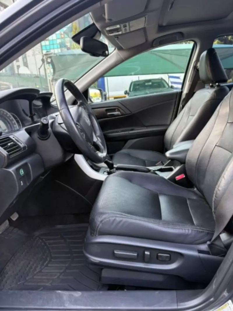 Honda Accord   - 2013