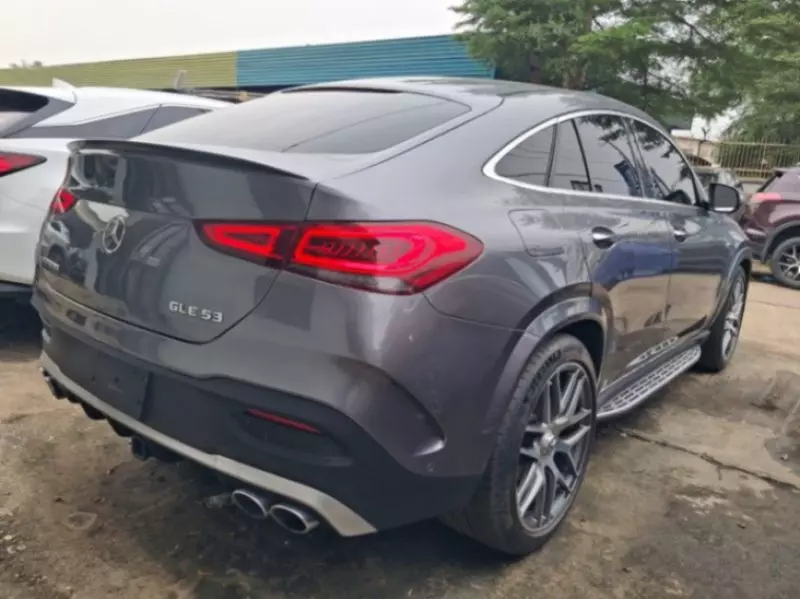 Mercedes-Benz GLE-Class   - 2021