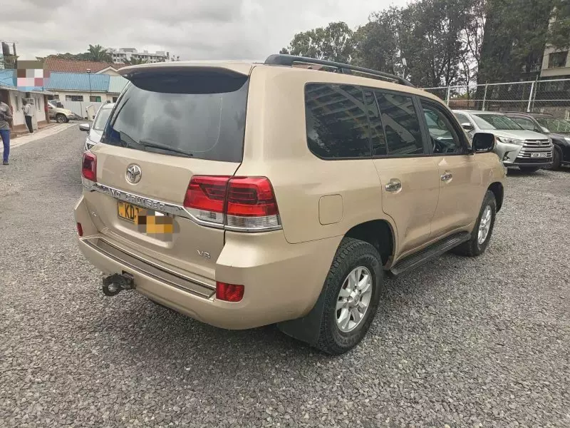 TOYOTA Landcruiser Vx V8    - 2014