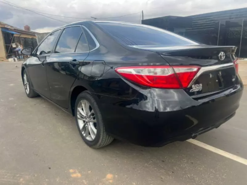 Toyota Camry   - 2017