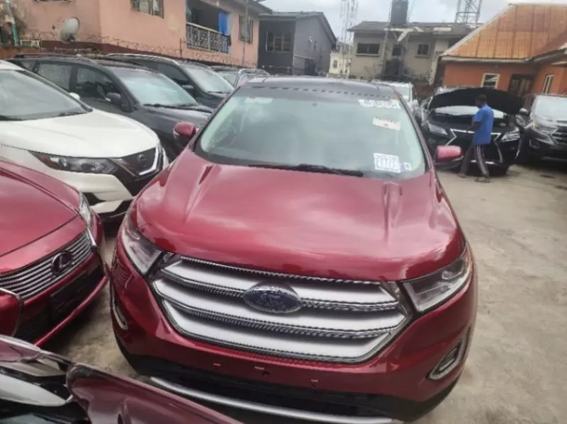 Ford Edge   - 2015