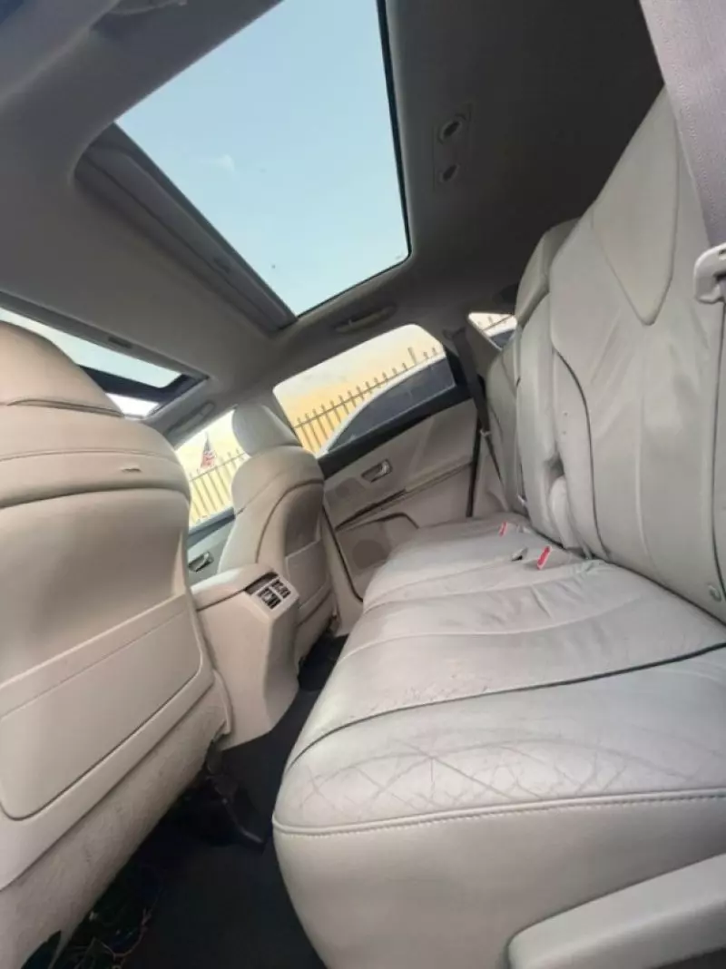 TOYOTA Venza   - 2010