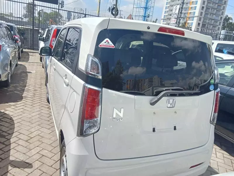 Honda Stepwgn   - 2018