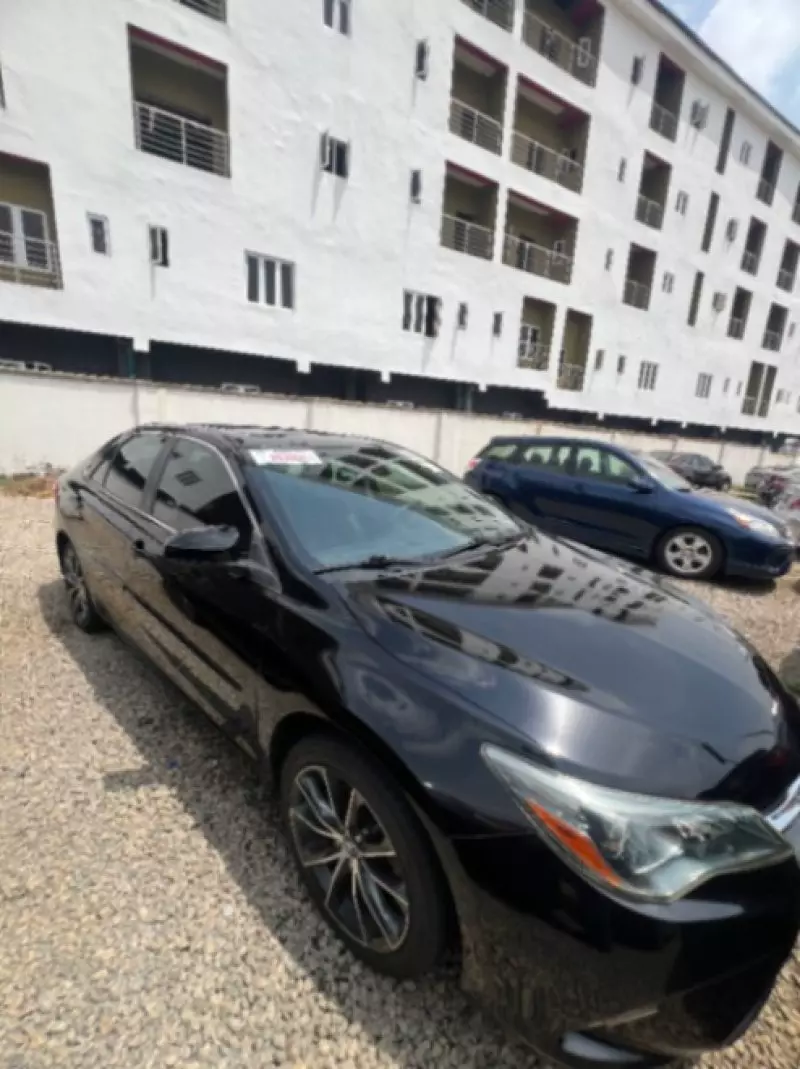 TOYOTA Camry   - 2017