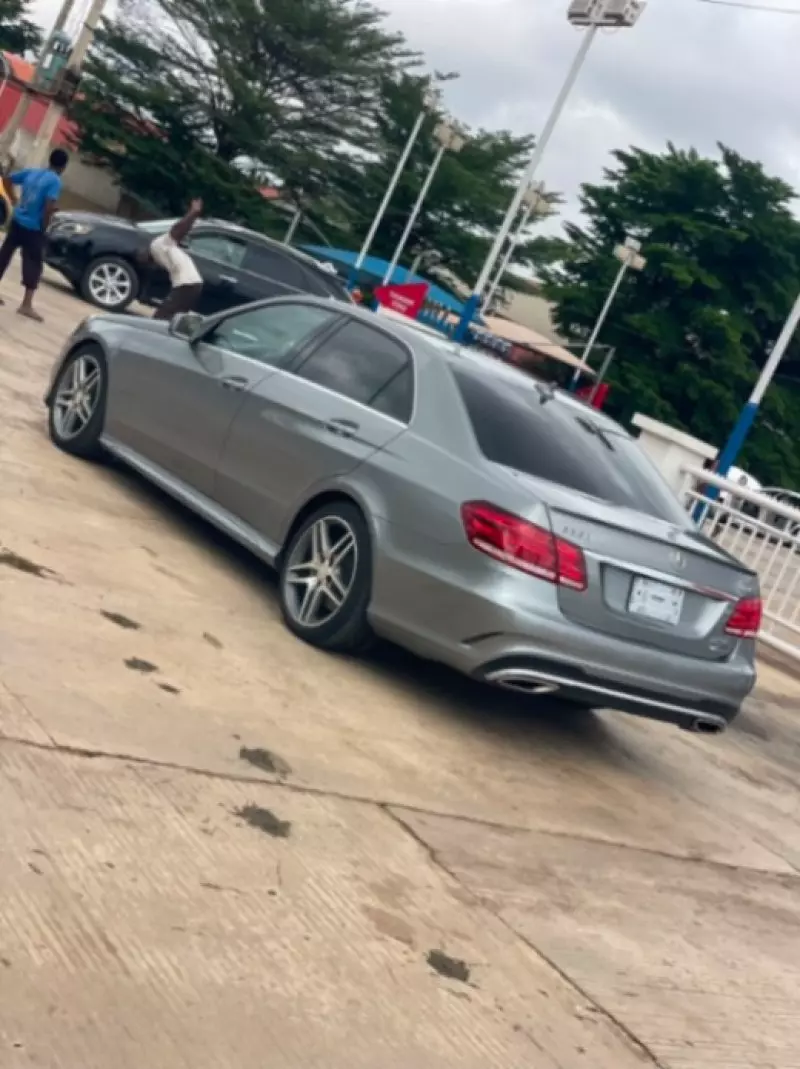 Mercedes-Benz E350   - 2014