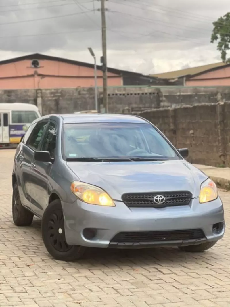 Toyota Corolla Matrix   - 2006