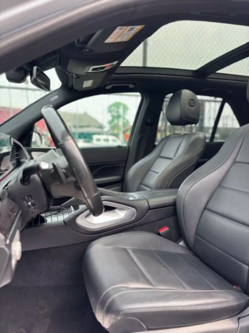 Mercedes-Benz GLE-Class   - 2022