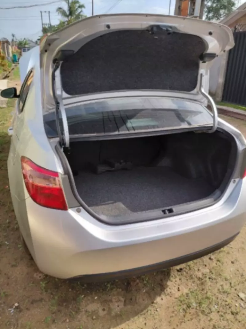 Toyota Camry   - 2015