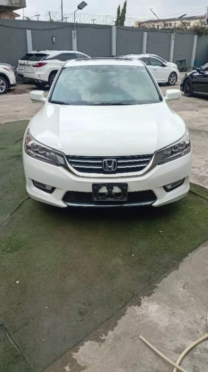 Honda Accord   - 2013
