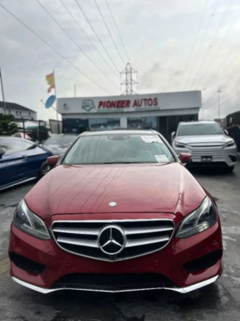 Mercedes-Benz E-Class   - 2014