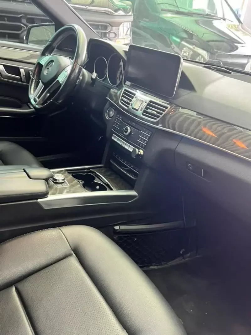 Mercedes-Benz E350   - 2016