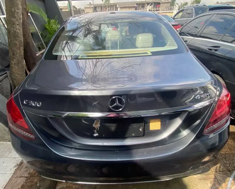 Mercedes-Benz C-Class   - 2015