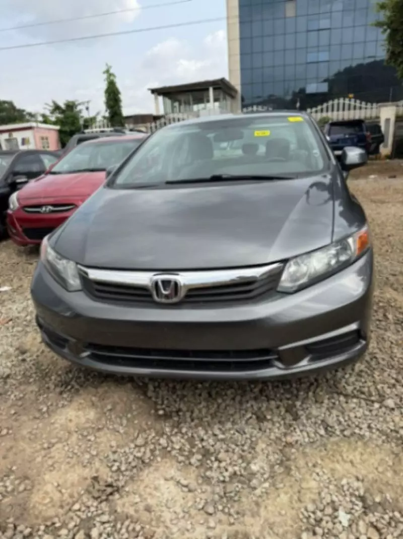 Honda Civic   - 2012