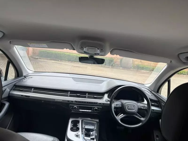 Audi Q7   - 2017