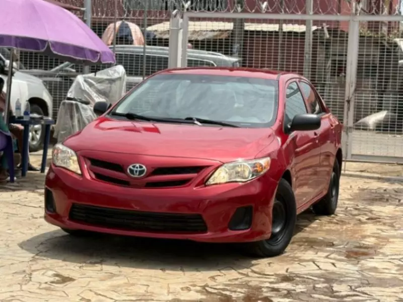 Toyota Corolla   - 2012