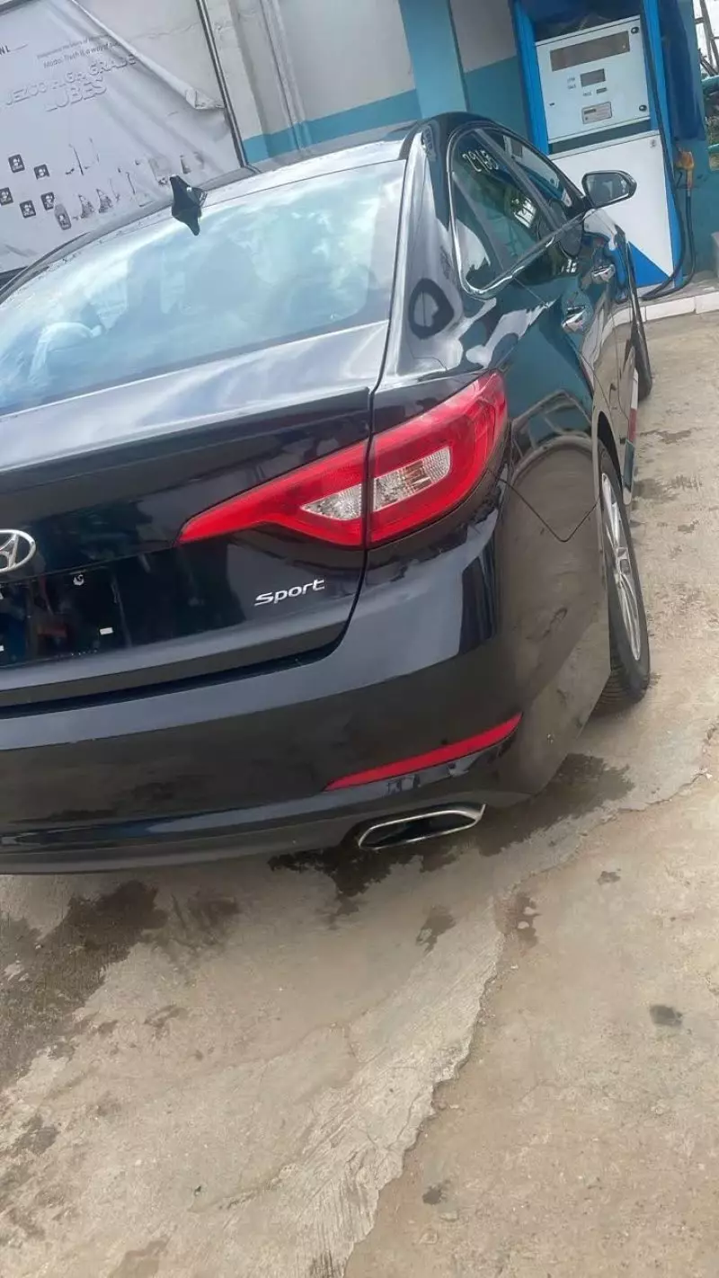 Hyundai Sonata - 2015