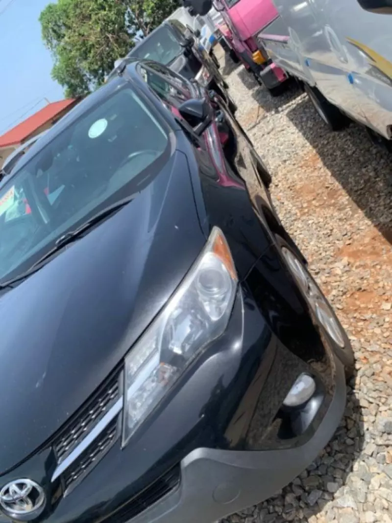 Toyota RAV4   - 2014