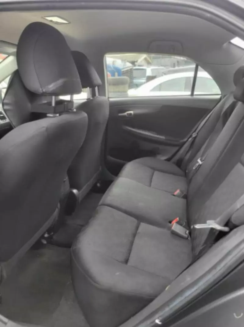 Toyota Corolla   - 2009