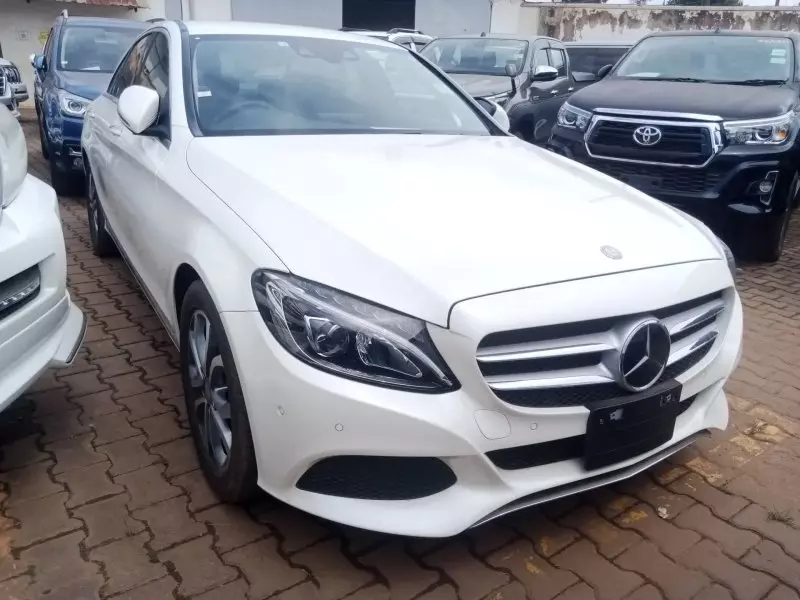 Mercedes-Benz C 180   - 2015