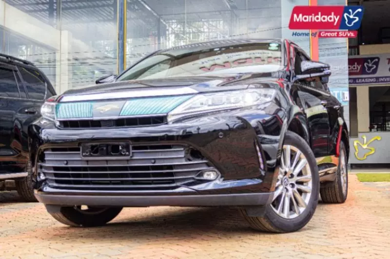 Toyota Harrier   - 2018