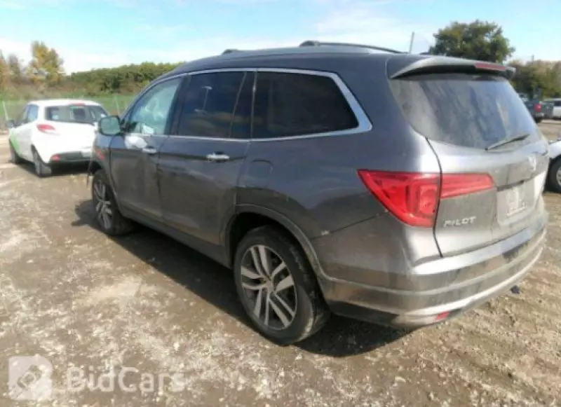 Honda Pilot - 2016