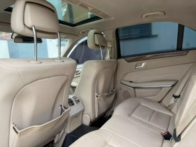 Mercedes-Benz E350   - 2013